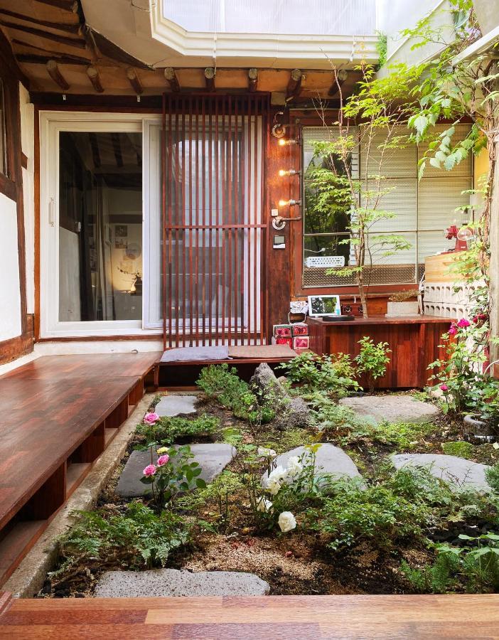 Viva La Vida - Jongno Hanok Private House วันหยุดที่บ้าน *